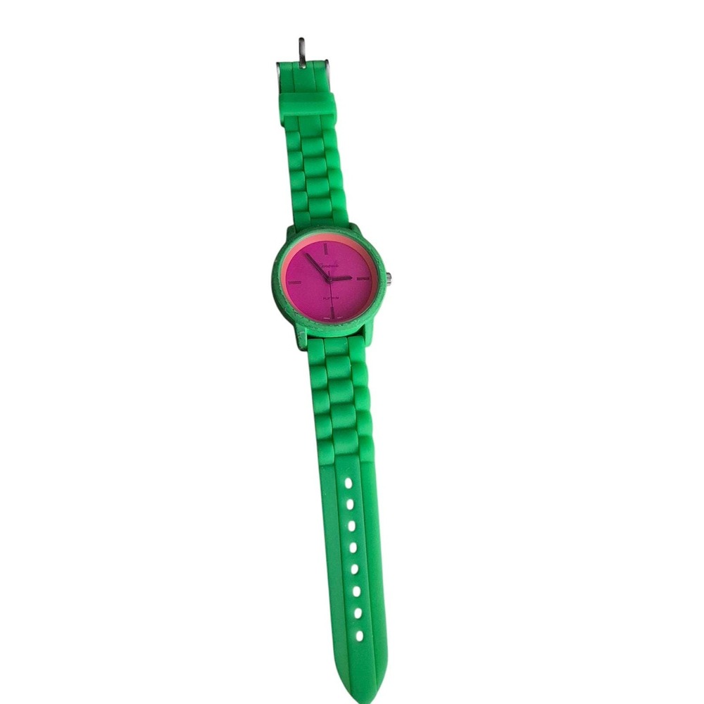 Geneva Platinum mens ladies sport watch stylish Showy Minimalist New Battery